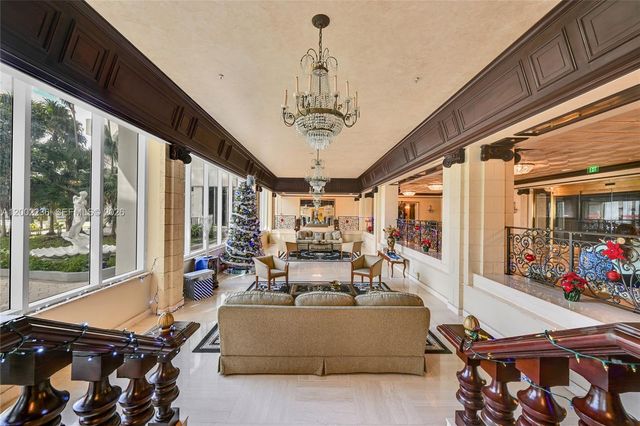 2030 S Ocean Dr 2018, Hallandale Beach, FL 33009