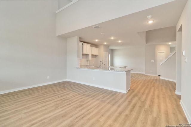 176 Jessica Knoll, San Antonio, TX 78253