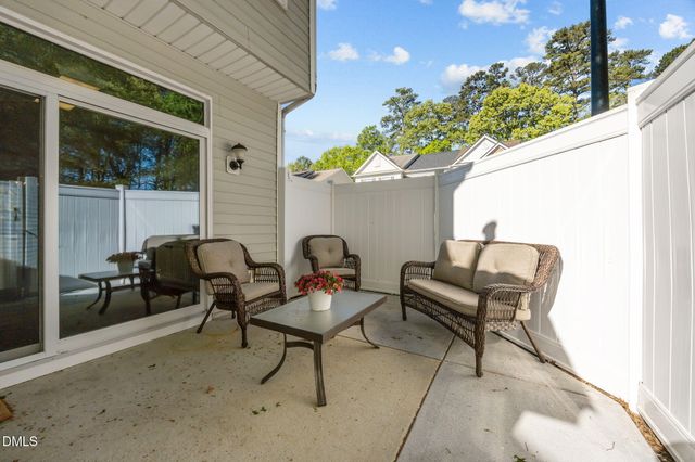 1703 Sorrell Brook Way, Raleigh, NC 27609