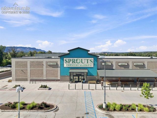 94 Cheyenne Boulevard, Colorado Springs, CO 80905