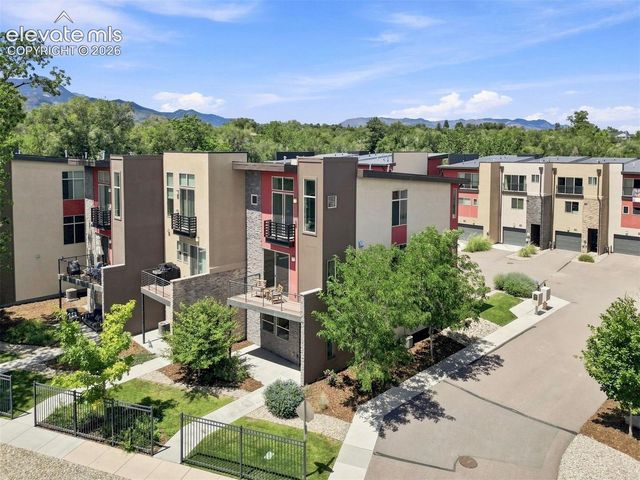 94 Cheyenne Boulevard, Colorado Springs, CO 80905