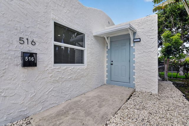 516 Independence Road 1, West Palm Beach, FL 33405