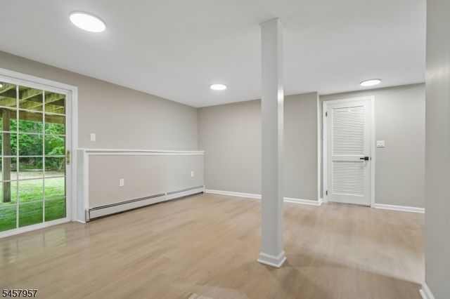 41 Paula Dr, Washington Twp., NJ 07853