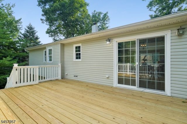 41 Paula Dr, Washington Twp., NJ 07853