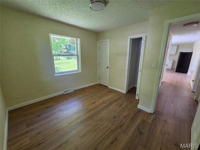 4 Hi Pointe Drive, Belleville, IL 62223