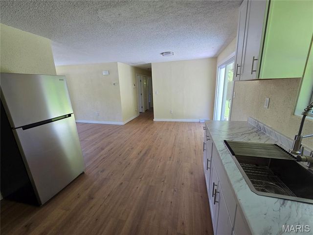 4 Hi Pointe Drive, Belleville, IL 62223