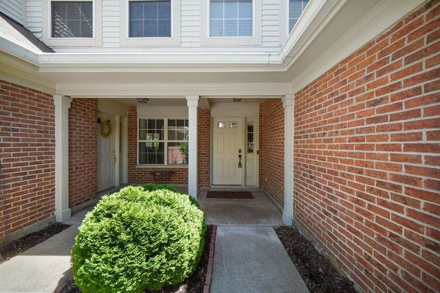 30W033 Princeton Court, Warrenville, IL 60555