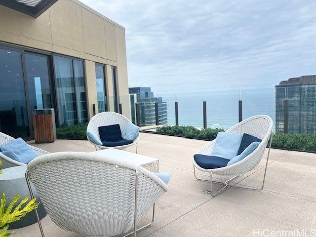 987 Queen Street 2115, Honolulu, HI 96814