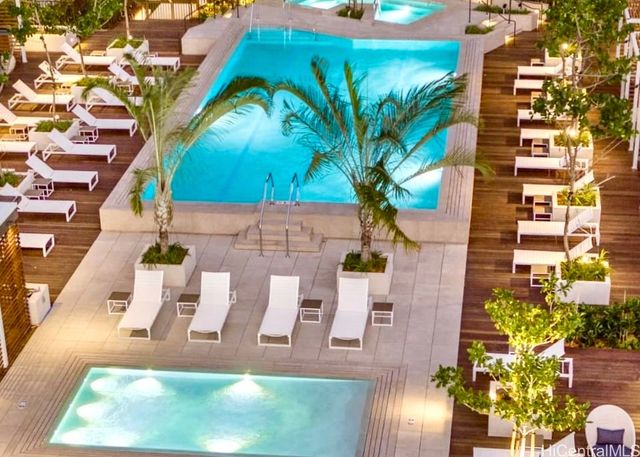 987 Queen Street 2115, Honolulu, HI 96814