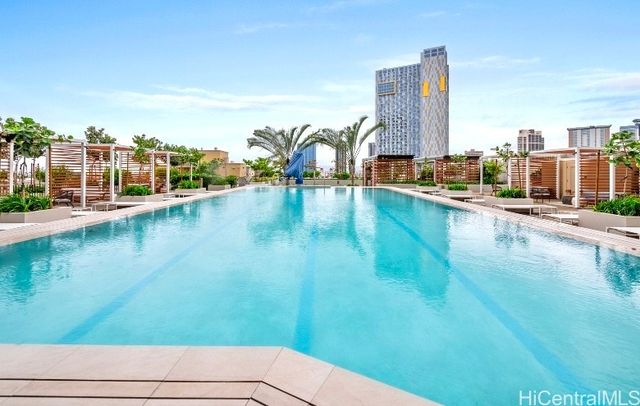 987 Queen Street 2115, Honolulu, HI 96814