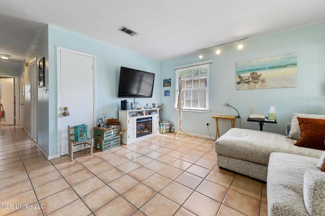 1704 62nd Avenue, Gulfport, MS 39501