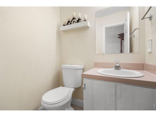 3200 Azalea Dr E2, Fort Collins, CO 80526
