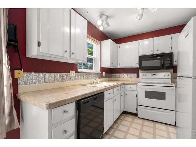 3200 Azalea Dr E2, Fort Collins, CO 80526