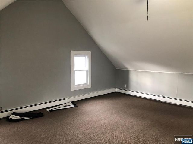 63 Highland Cross 2, Rutherford, NJ 07070