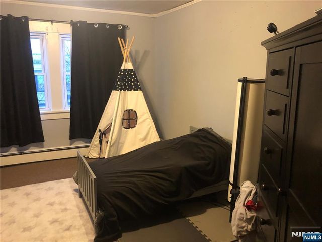 63 Highland Cross 2, Rutherford, NJ 07070