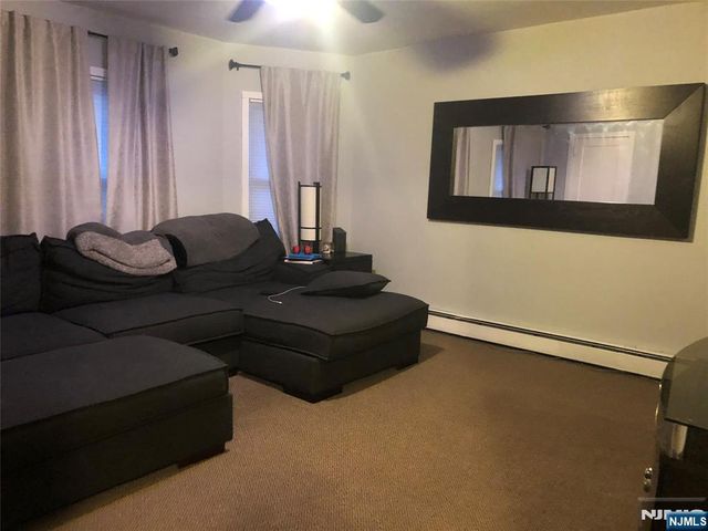 63 Highland Cross 2, Rutherford, NJ 07070