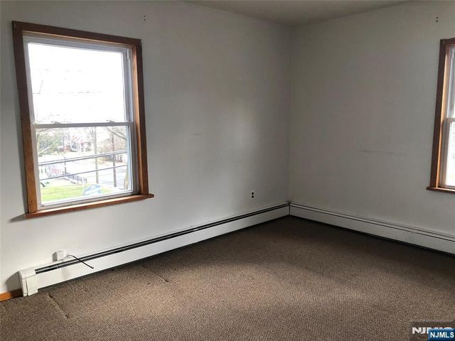 63 Highland Cross 2, Rutherford, NJ 07070