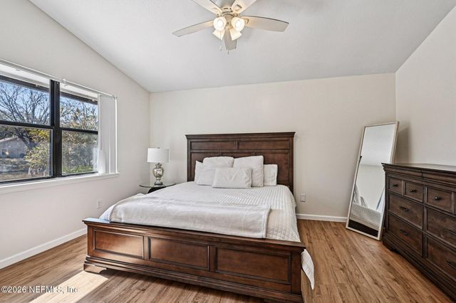 4370 LAKE WOODBOURNE Drive, Jacksonville, FL 32217