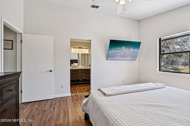 4370 LAKE WOODBOURNE Drive, Jacksonville, FL 32217