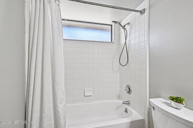 4370 LAKE WOODBOURNE Drive, Jacksonville, FL 32217