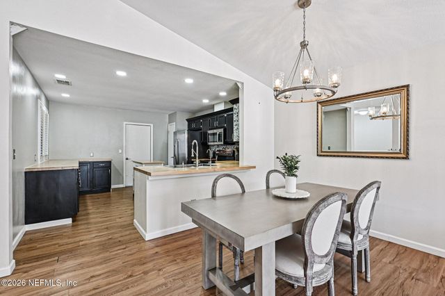 4370 LAKE WOODBOURNE Drive, Jacksonville, FL 32217