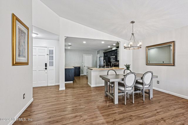 4370 LAKE WOODBOURNE Drive, Jacksonville, FL 32217