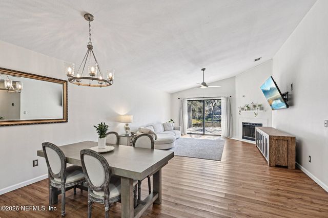 4370 LAKE WOODBOURNE Drive, Jacksonville, FL 32217