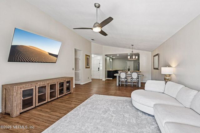 4370 LAKE WOODBOURNE Drive, Jacksonville, FL 32217