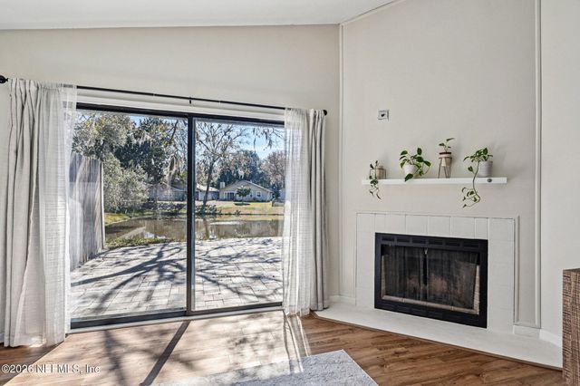 4370 LAKE WOODBOURNE Drive, Jacksonville, FL 32217