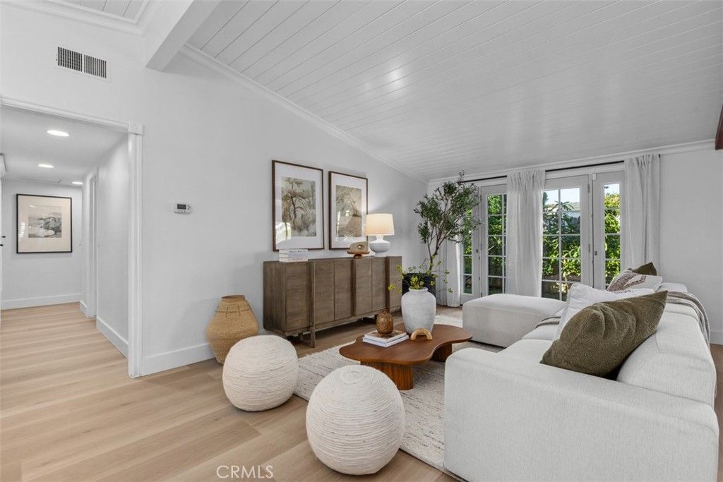 300 Esther, Costa Mesa, CA 92627 — photo 4