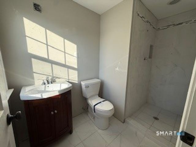 74 Summerset Drive, East Hartford, CT 06118