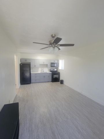 1845 Pembroke Road 2-12, Hollywood, FL 33020