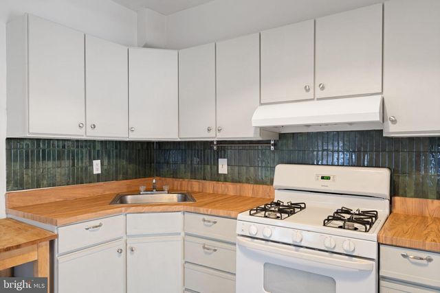 2358 E CLEARFIELD ST, Philadelphia, PA 19134