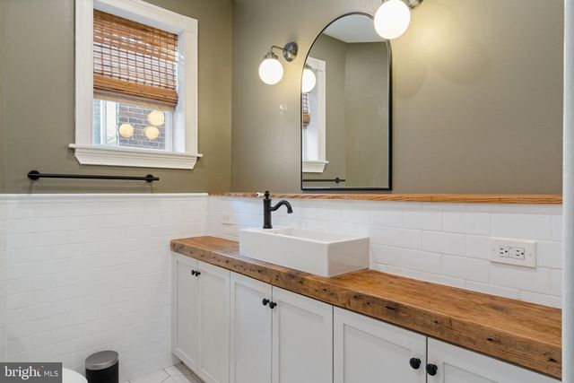 2358 E CLEARFIELD ST, Philadelphia, PA 19134