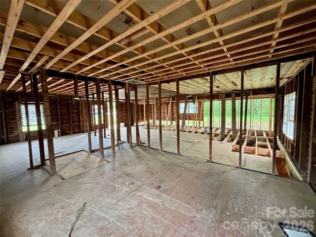 104 E Church Street, Dallas, NC 28034