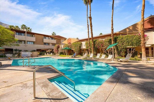 467 S Calle El Segundo D1, Palm Springs, CA 92262