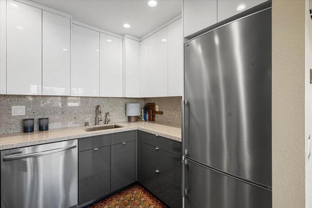 467 S Calle El Segundo D1, Palm Springs, CA 92262