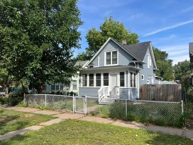 851 Blair Avenue, Saint Paul, MN 55104