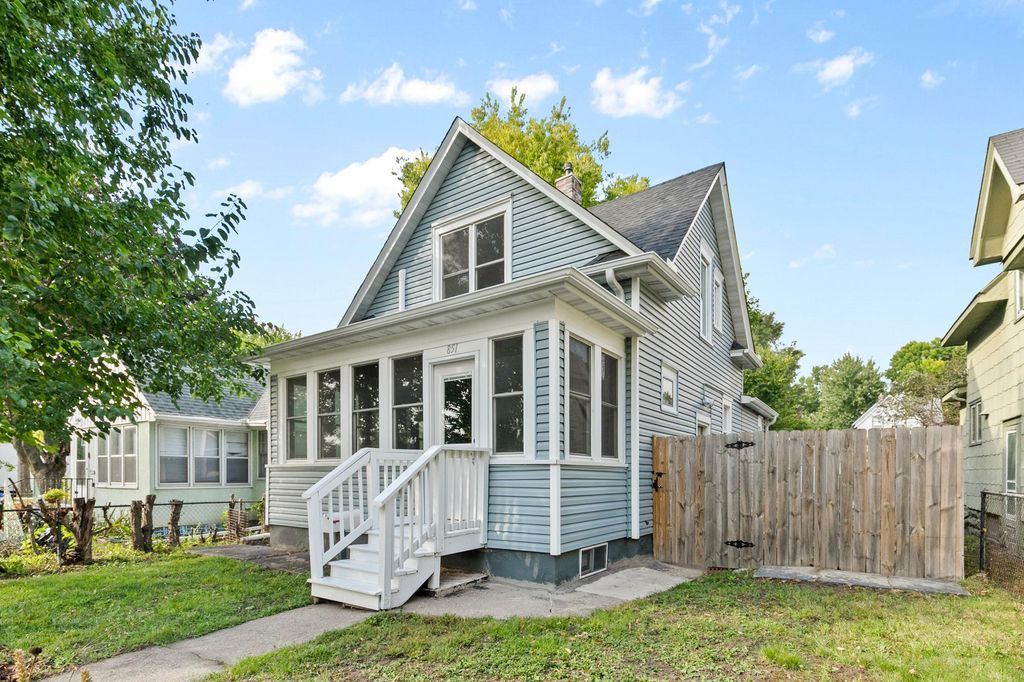 851 Blair Avenue, Saint Paul, MN 55104