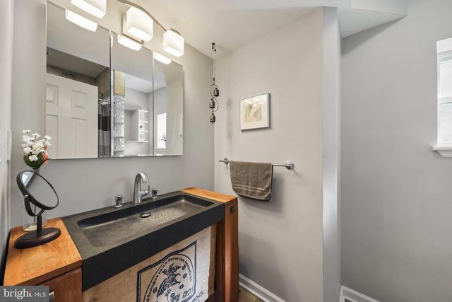 1318 S ALDER ST, Philadelphia, PA 19147