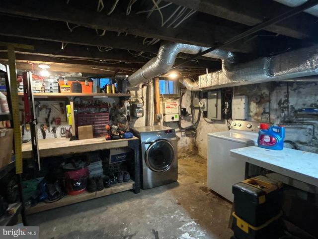 1318 S ALDER ST, Philadelphia, PA 19147