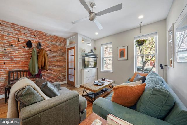 1318 S ALDER ST, Philadelphia, PA 19147