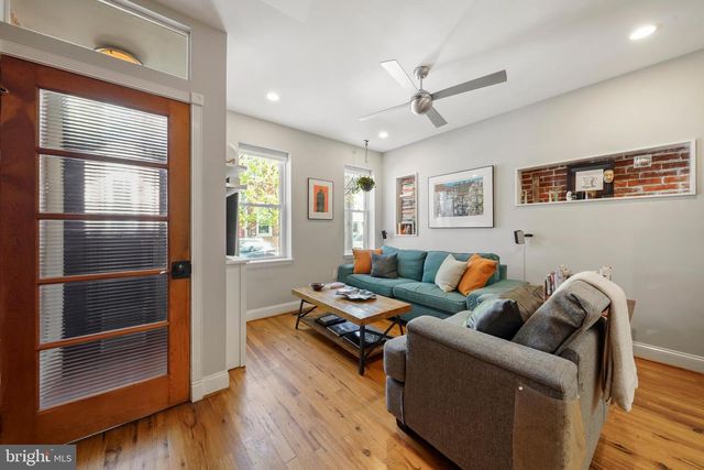 1318 S ALDER ST, Philadelphia, PA 19147