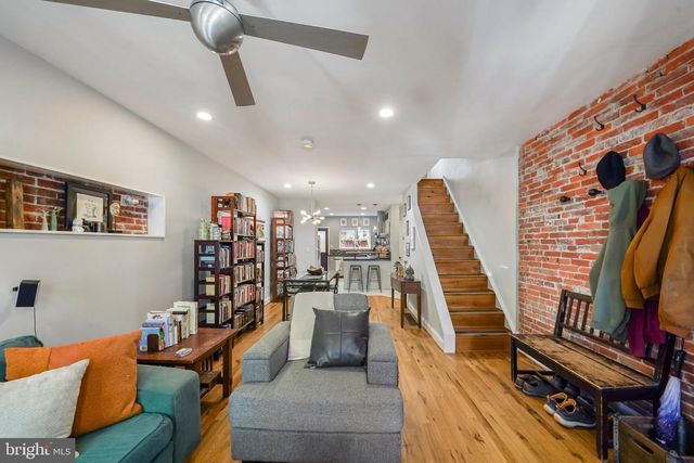 1318 S ALDER ST, Philadelphia, PA 19147