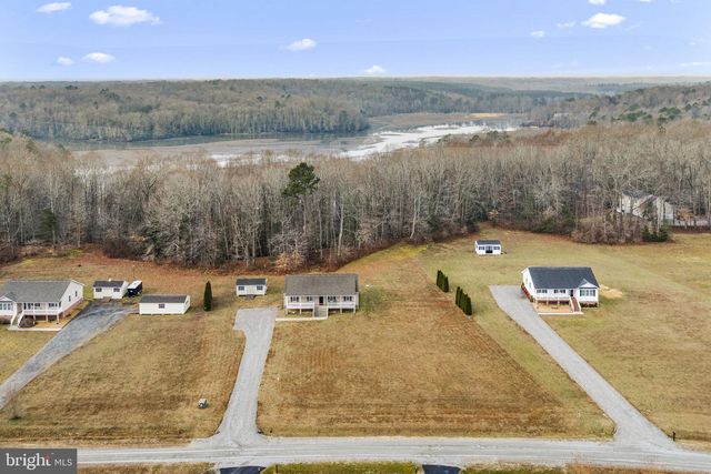 388 BERRY RIDGE RD, Tappahannock, VA 22560