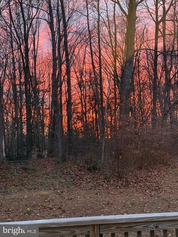 388 BERRY RIDGE RD, Tappahannock, VA 22560