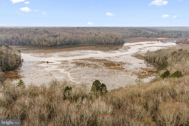 388 BERRY RIDGE RD, Tappahannock, VA 22560