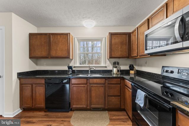 388 BERRY RIDGE RD, Tappahannock, VA 22560