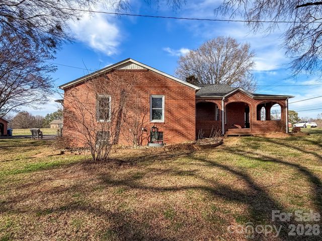 4363 Section House Road, Hickory, NC 28601