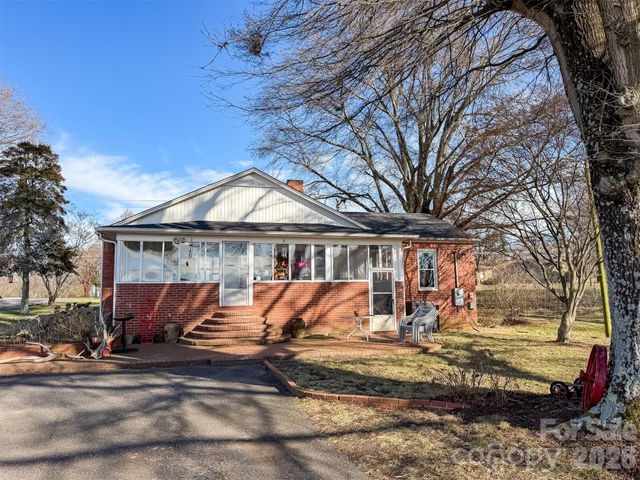 4363 Section House Road, Hickory, NC 28601